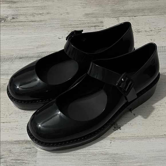Melissa Black Patent Mary Jane Dress Shoes Size 6 - Picture 6 of 11
